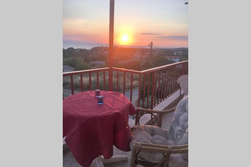 Eva Apartment With Great View 에파노미 외부 사진