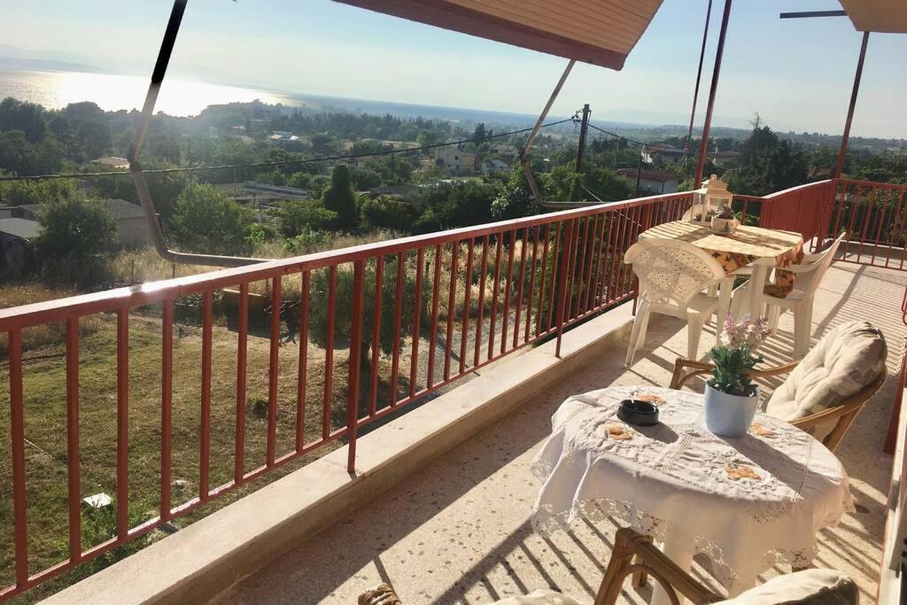 Eva Apartment With Great View 에파노미 외부 사진